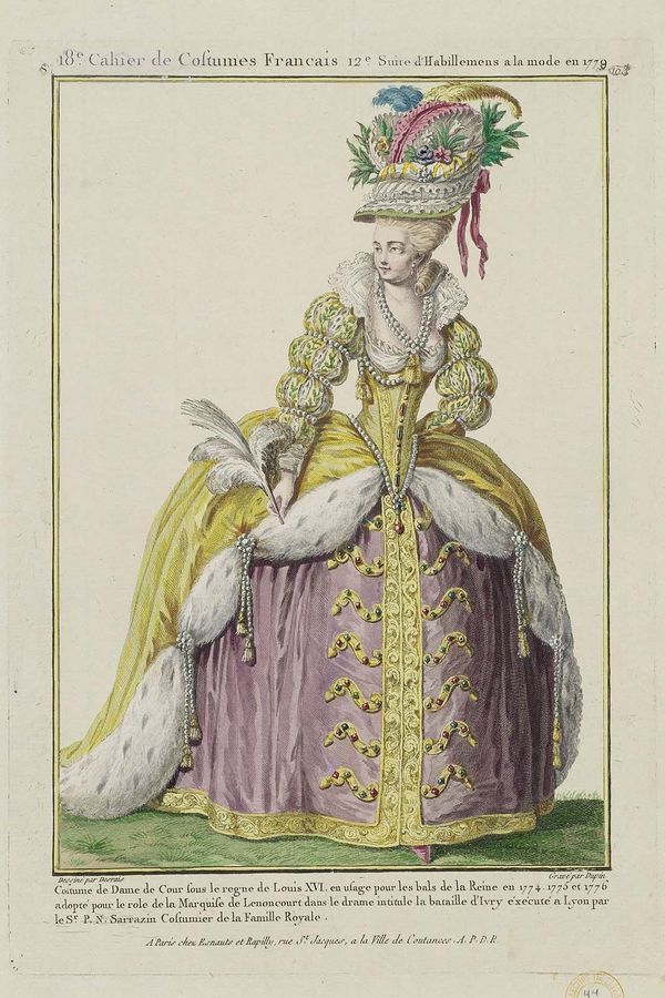 French : Costume de Dame de Cour sous le règne de Louis XVI, en usage pour les bals de la Reine en 1774,1775 et 1776 adopté pour le role de la Marquise de Lenoncourt dans le drame intitule la bataille d’Ivry éxécuté a Lyon par le Sr. P. N. Sarrazin Costummier de la Famille Royale.