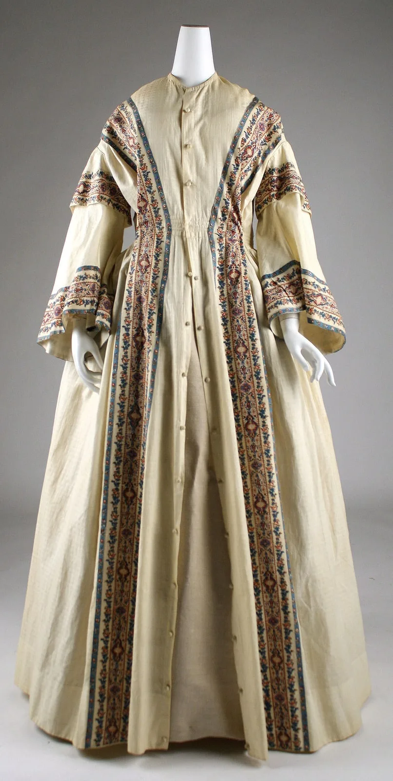 Dressing gown