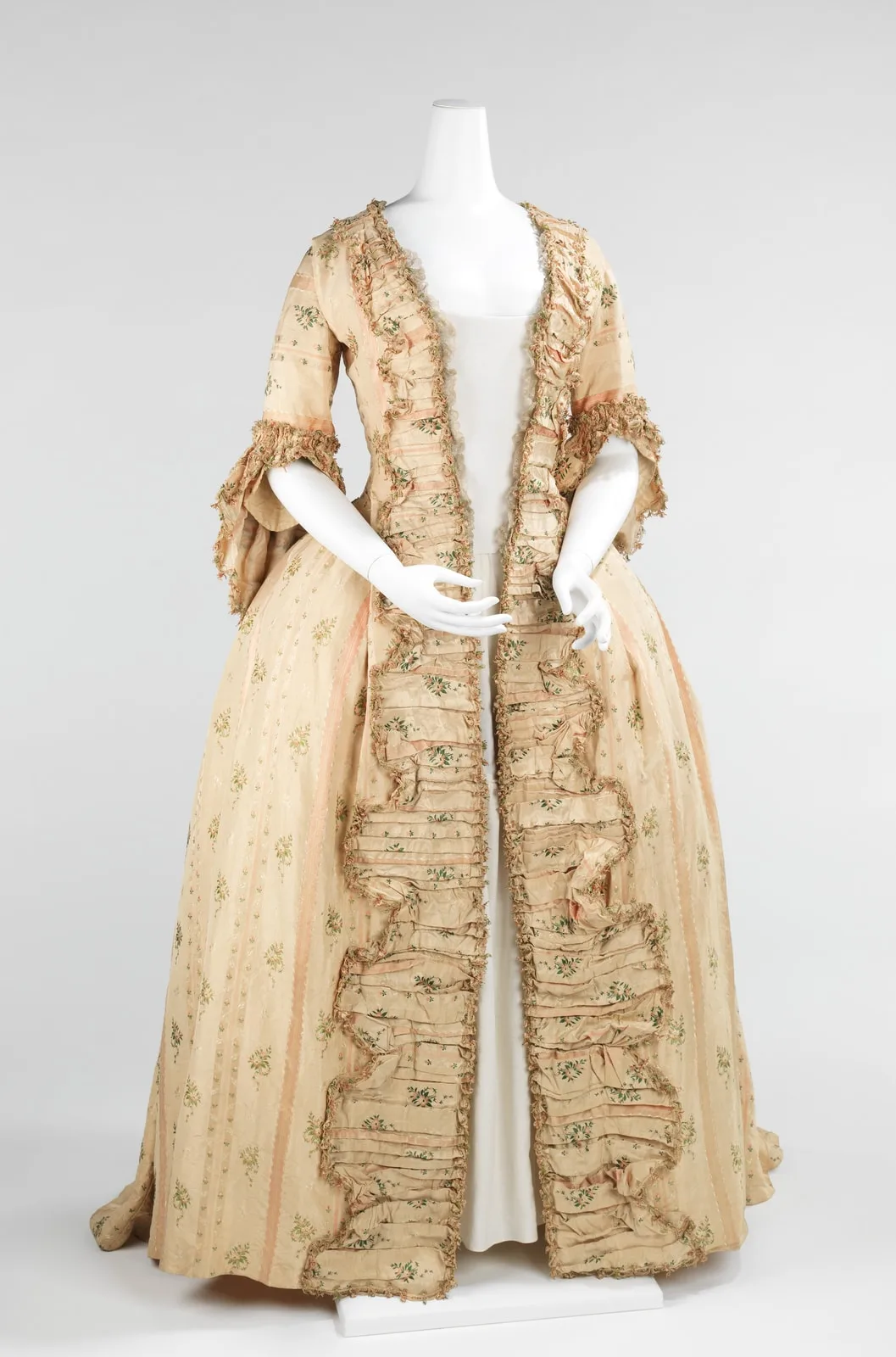 Robe à la française