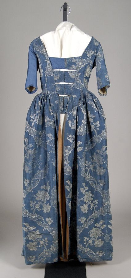 Robe à l'anglaise