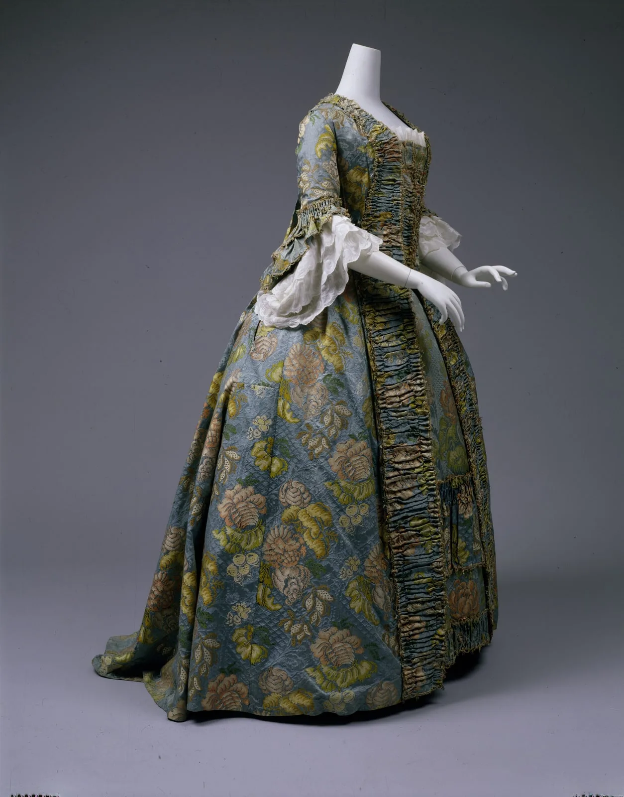 Robe à la française