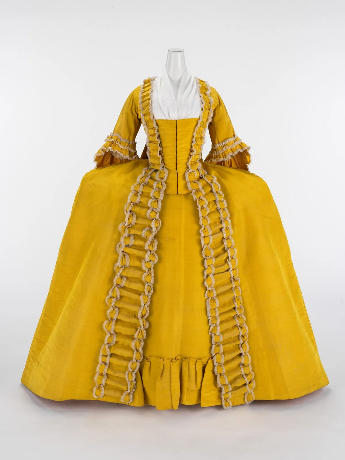 Robe à la française