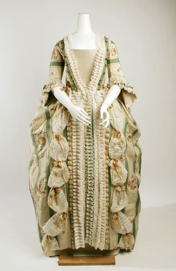 Robe à la française