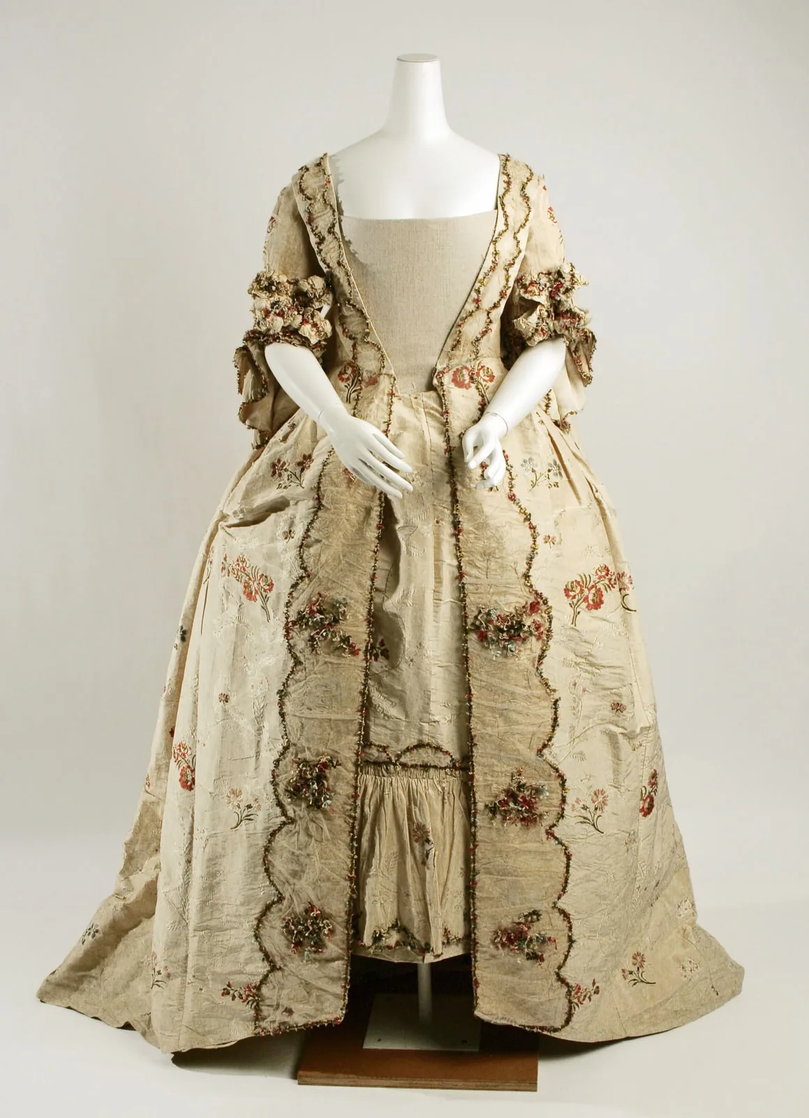 Robe à la française