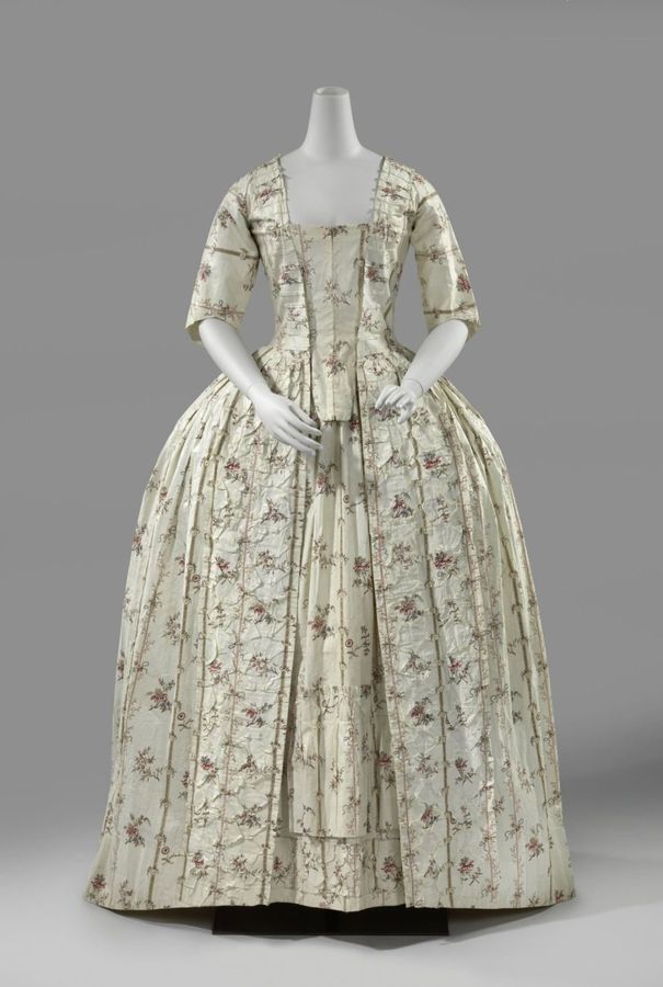 Sack-Back Gown (robe à la française)