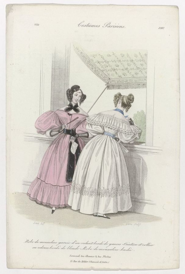 Journal des Dames et des Modes, Costumes Parisiens 1835 (3282): Robe de mousselin (...)