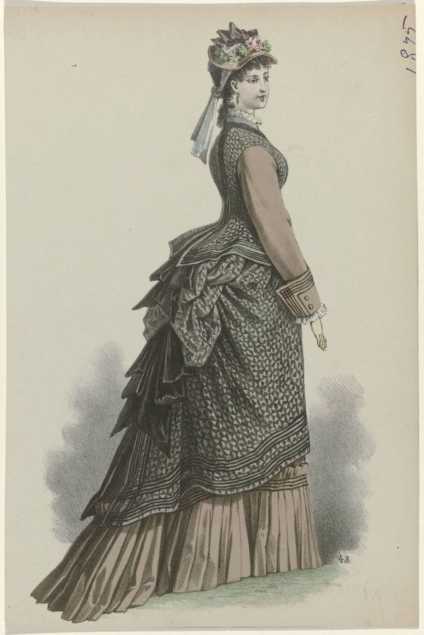 Vrouw in japon met sleepje, 1875, No. 43